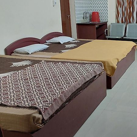 Adhithya Apartments Guruvāyūr Exterior foto